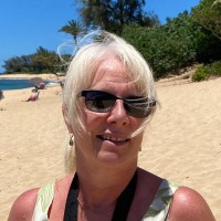 Paula Evans