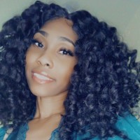Davia Cole