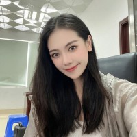 Stephanie Lee
