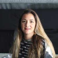 Bea de la Rosa