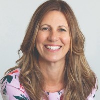 Dr Lynn Garlick