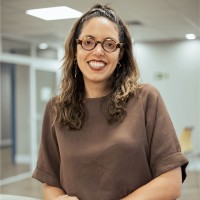 Tainá Aguiar Junquilho