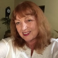 Andrea Lavender