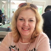 Lynette Steen