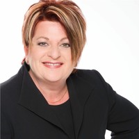 Suzanne Girard