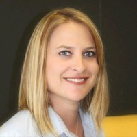Julie Lelong