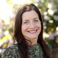 Gina Cziraki, Cpa