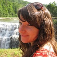 Lauralee Vegvari