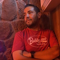 Robert Fernandez