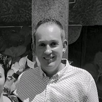 Roberto Á.