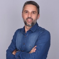 André Mello