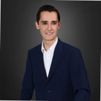 Roberto U.