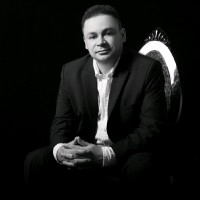Roger L. Colindres