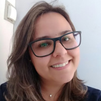 Bruna Manholer Silva