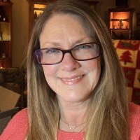 Christine Stapleton