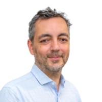 Mauricio Serrano Vergara