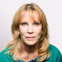 Claire Valor