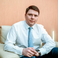 Роман Лущ