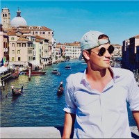 valentin De Vleeschouwer