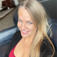 Tatjana James-Omernick