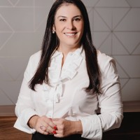 Júlia Oliveira