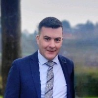 Darren McGill