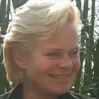 Yvonne De Vries