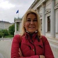 Ana B. Remos