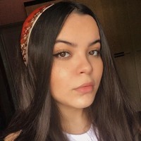 Júlia Tavares