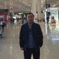 李心伟