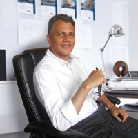 Milton Cobo