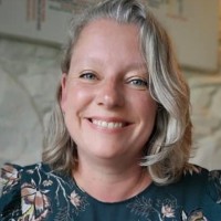 Karen Foster