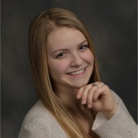 Kaylie Macziewski, Ains