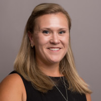 Laura Graves