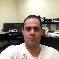 Luis Burgos, Pe