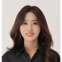 MINJI KIM