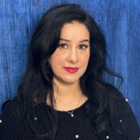Shola Yawari