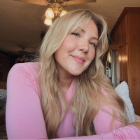 Chloe Ross