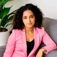 Thaís Bomfim