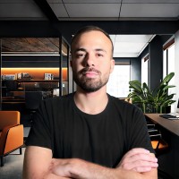 Vitor Arnom