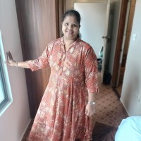Nivedha Suresh
