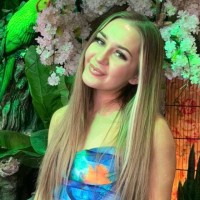 Chloe Davies