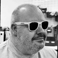 Robert Earle