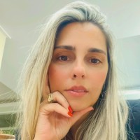 Renata Rubia Sicari Gomes