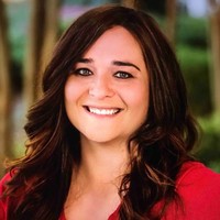 Chrissy Agricola, Mba