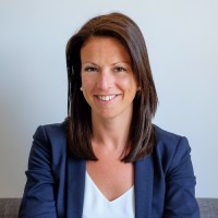 Julie Robitaille, CRHA