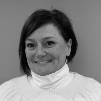 Ann Ayres