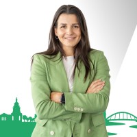 Leonie M.