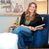 Lindsay Dewolfe