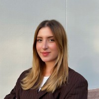 Ami Plaku
